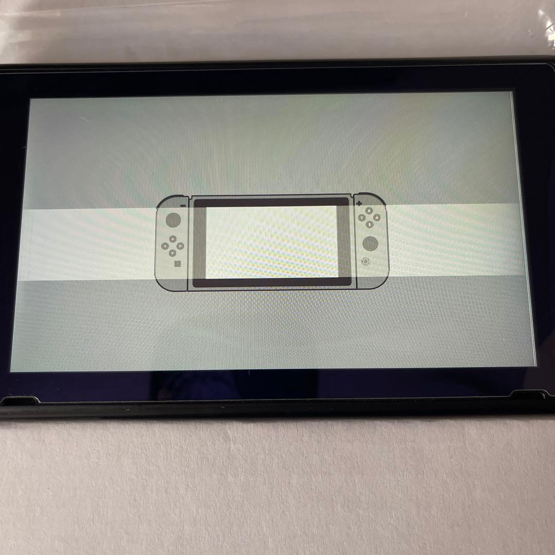 任天堂 Switch 本体 （本体以外ほぼ全て新品）