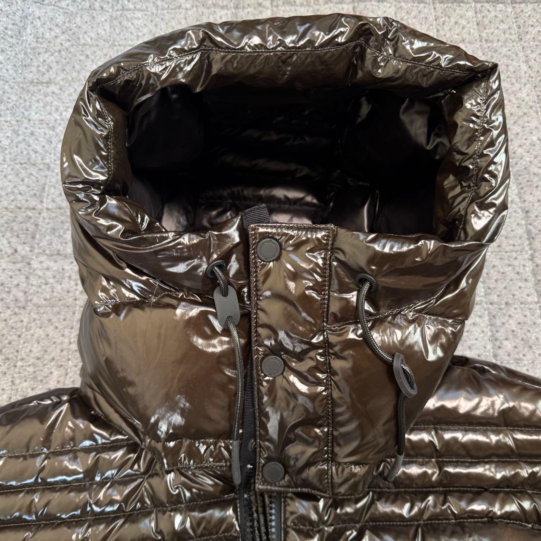 ムースナックルズ カーキ ダウンジャケット ハンガー付