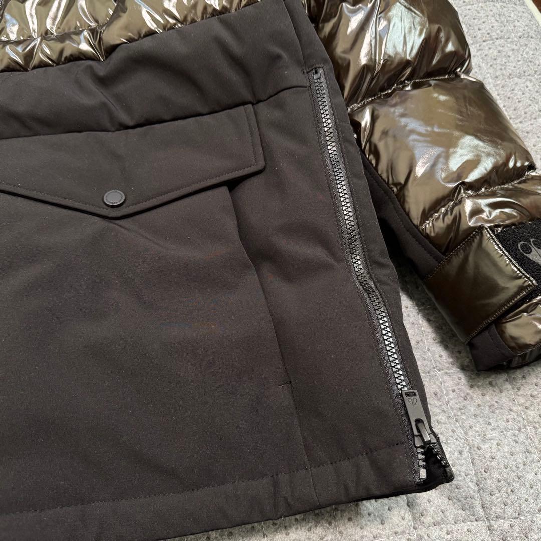 ムースナックルズ カーキ ダウンジャケット ハンガー付