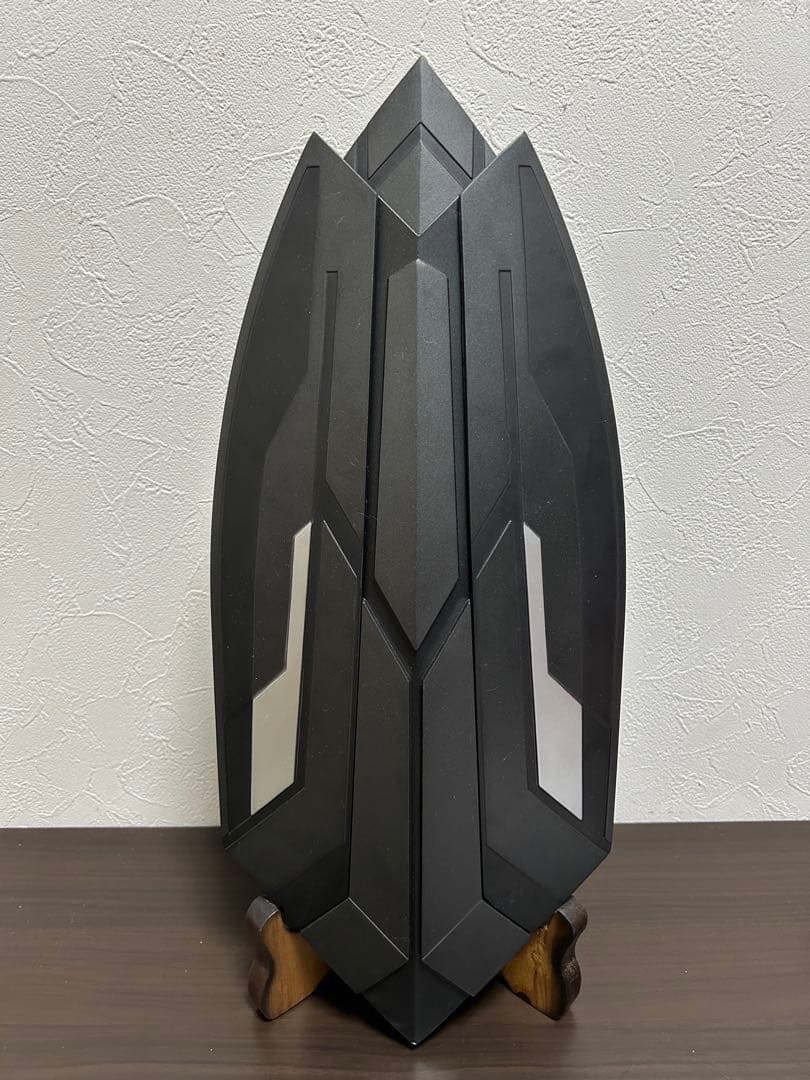 アベンジャーズ キャプテンアメリカ ワカンダシールド　金属製