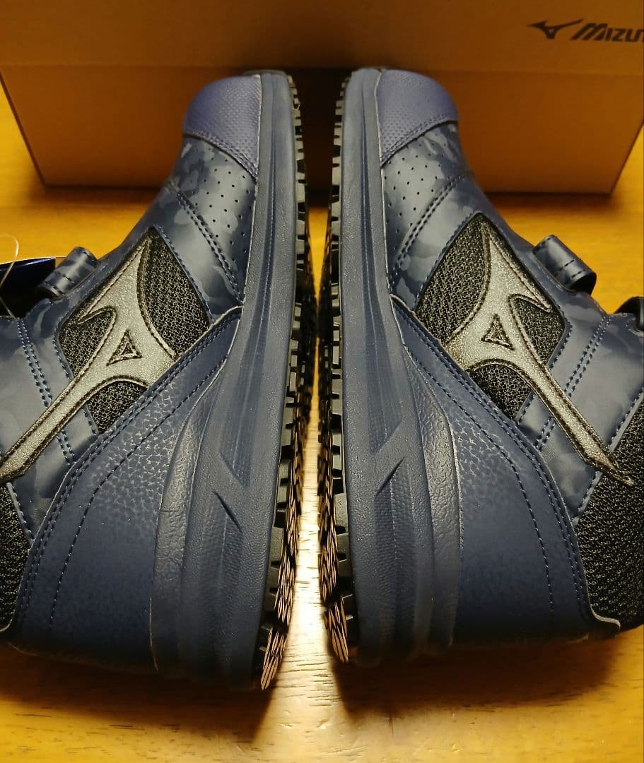 【新品未使用】Mizuno オ－ルマイティLSⅡ21M安全靴