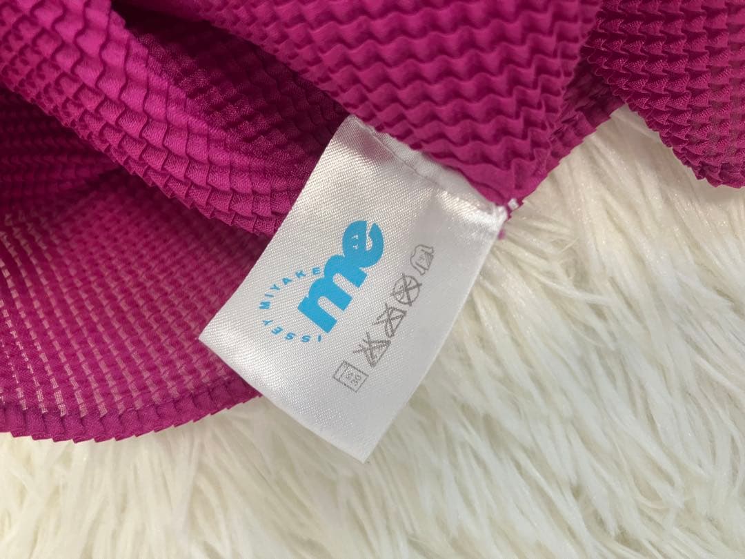 イッセイミヤケ me PLEATS PLEASE プリーツ ハイネックカットソー