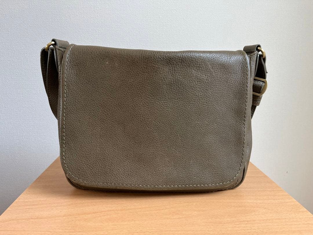 美品　土屋鞄　数量限定色　トーンオイルヌメ　ショルダー　カーキグリーン