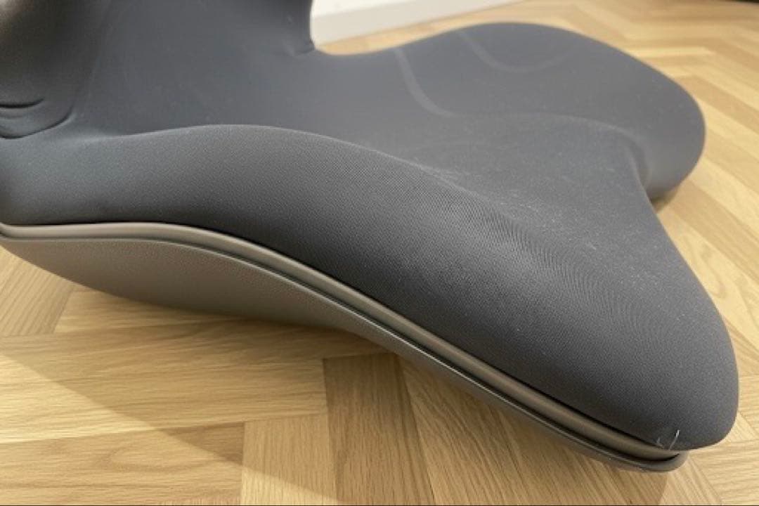 MTG Style PREMIUM ブラック　姿勢矯正チェア