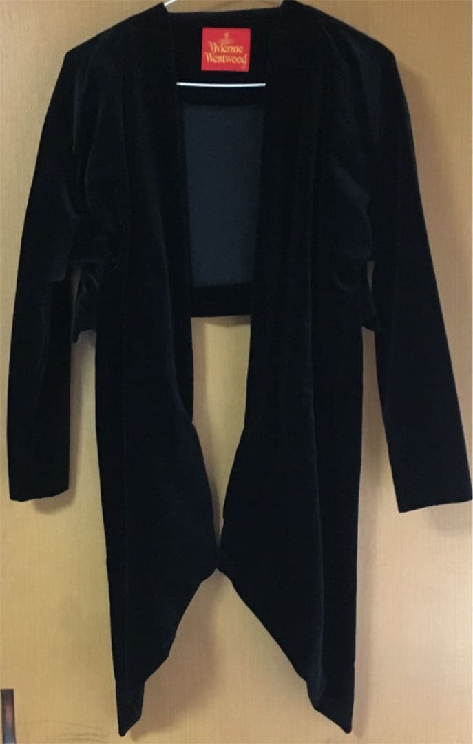 Rakutao公式アカウント01様 ヴィヴィアン希少ベルベット スーツ