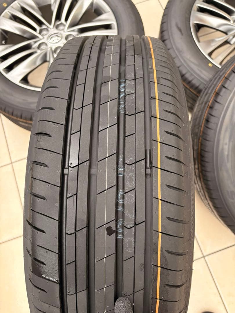 40系アルファード純正 タイヤホイールセット