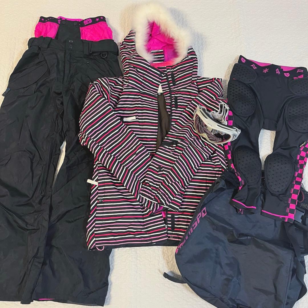 エーアールジーarg スノボウェア スキーウェア お尻パッド付き レディースM