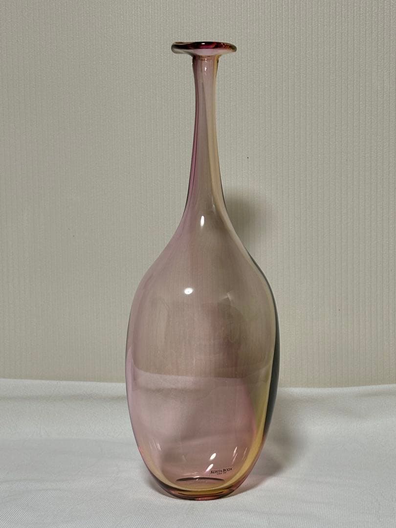 kiri様　コスタボタ　ピンクグラデーションガラスボトル