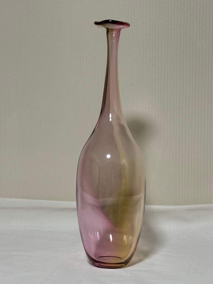 kiri様　コスタボタ　ピンクグラデーションガラスボトル