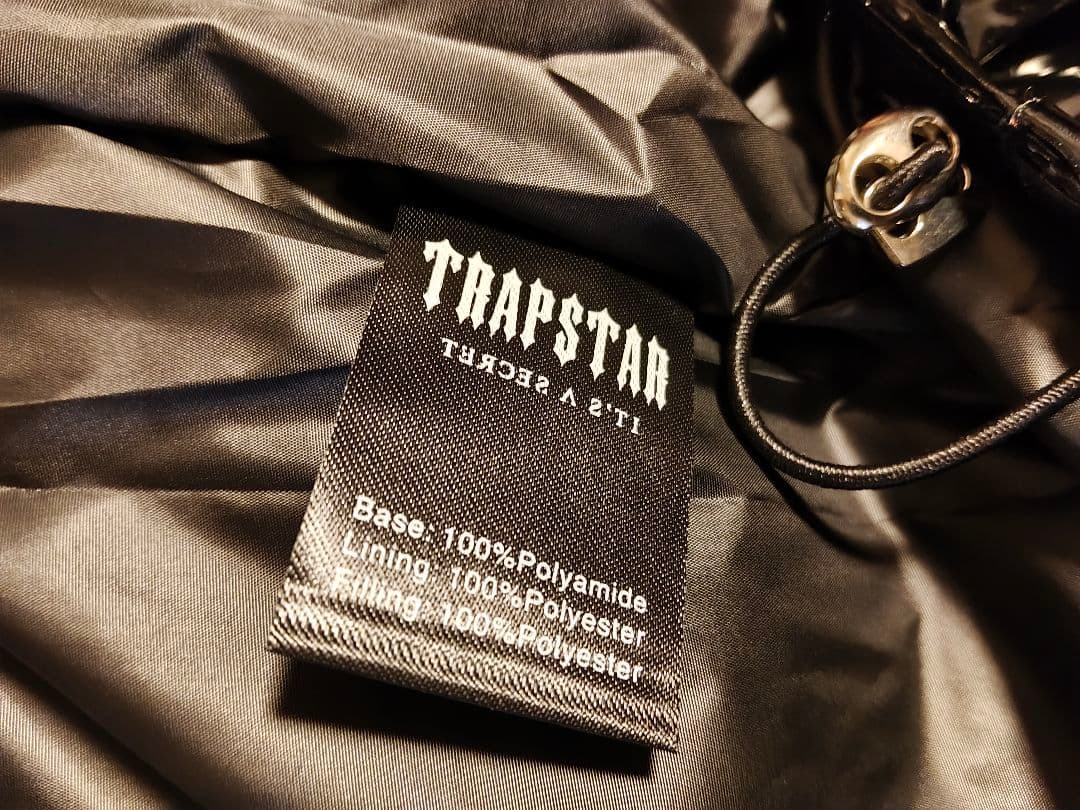 TRAPSTAR ブラックダウンジャケットMサイズ