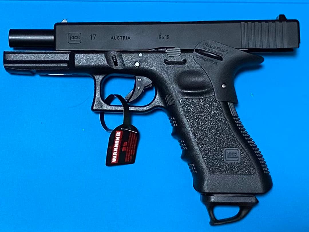 ホルスター付き★美品 東京マルイ グロック17 GBB★新品マガジンバンパー他付