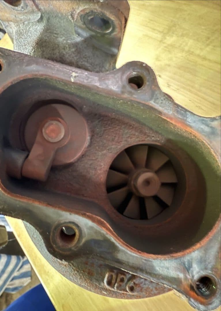 ER34 後期タービン HKSアクチュエーター付き