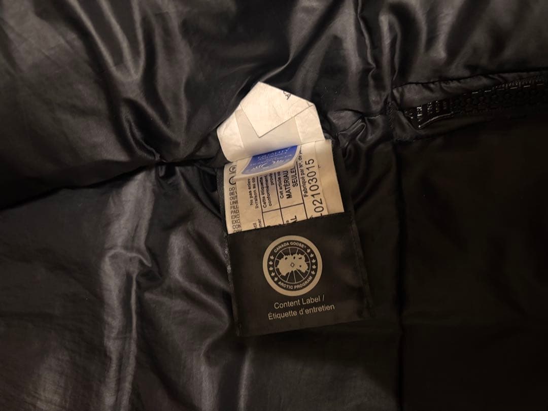 正規品   ブラックレーベル フード付き 使用感あり