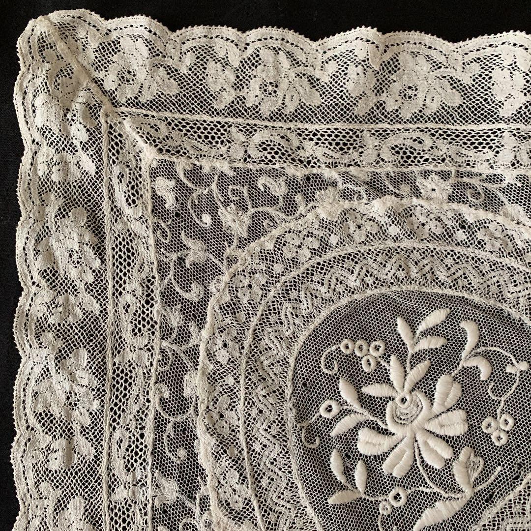 フランスアンティーク　ノルマンディレース・ドイリー