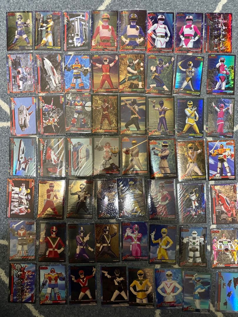 スーパー戦隊25周年　アニバーサリーカード332枚セット➕ダブり５０枚