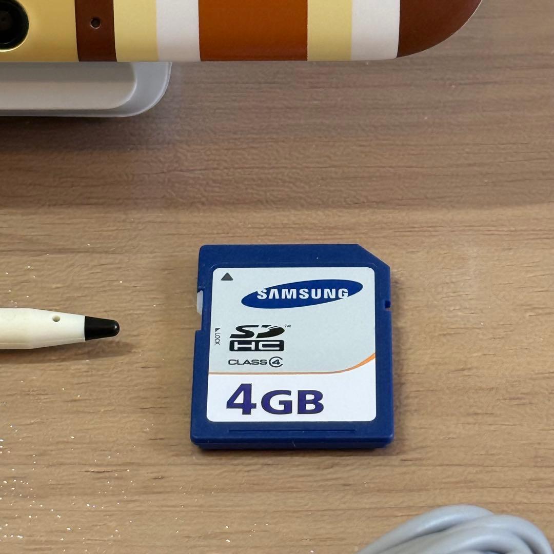 4-422 ニンテンドー3DS LL ポケットモンスター イーブイ