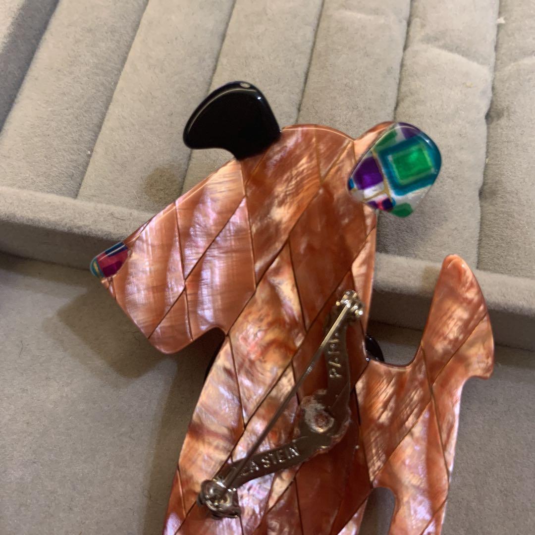 リアスタン　アンティーク　ブローチ　犬　リック