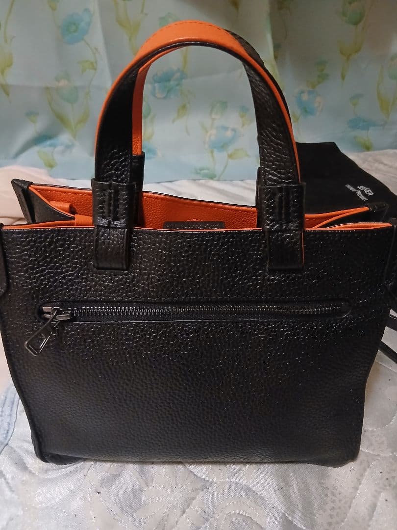 SEEKER レザー本革ミニトートバッグ 黒/オレンジ　ショルダー可能