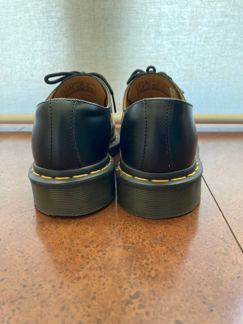 Dr. Martens ドクターマーチン 3ホール UK5
