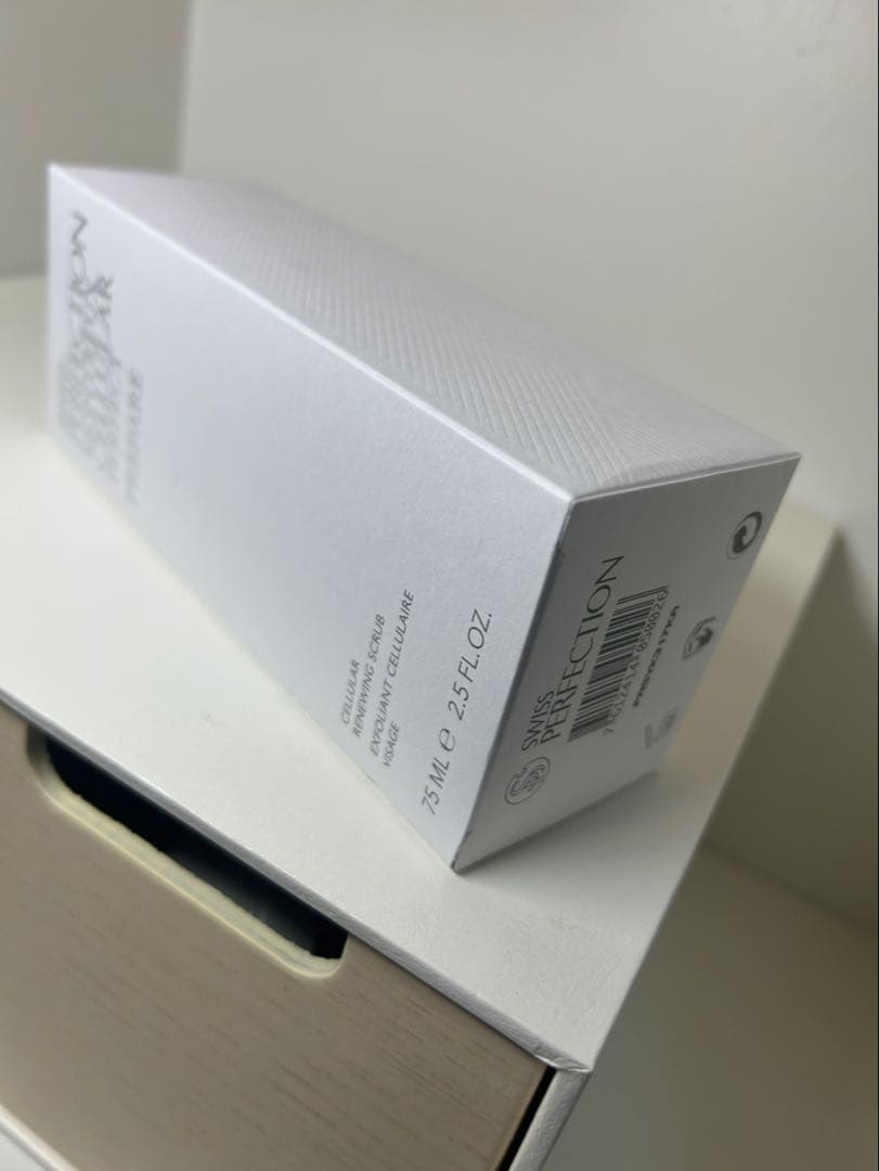 （未使用）CELLULAR RENEWING SCRUBセルラー リニューイング