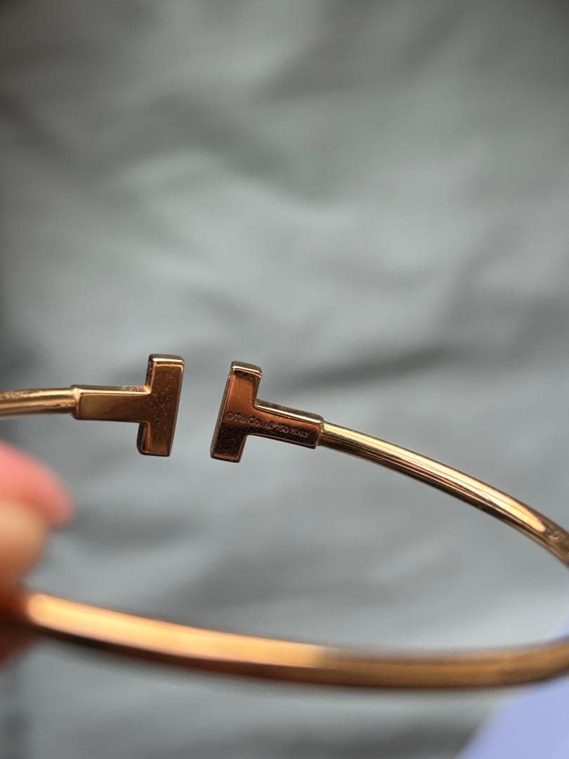 Tiffany & Co. T ワイヤーブレスレット ローズゴールド ラージ