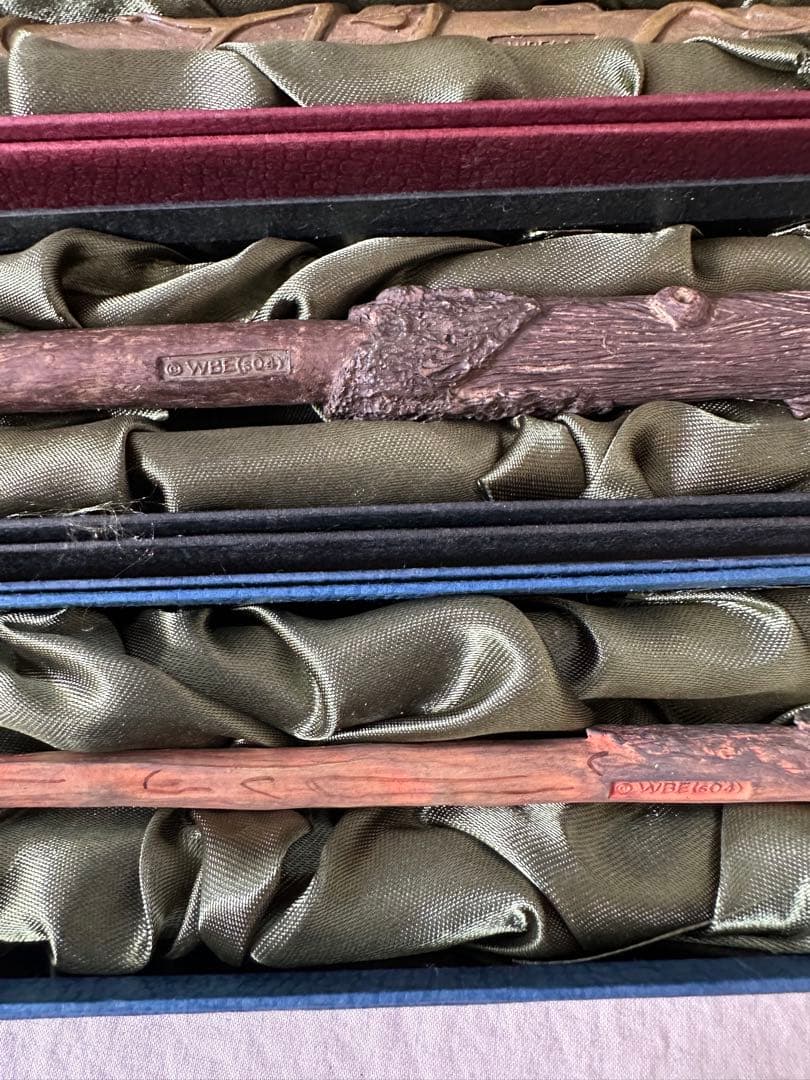 【希少】ハリーポッター 杖 3本セット スタンド付 ロン・ウィーズリー