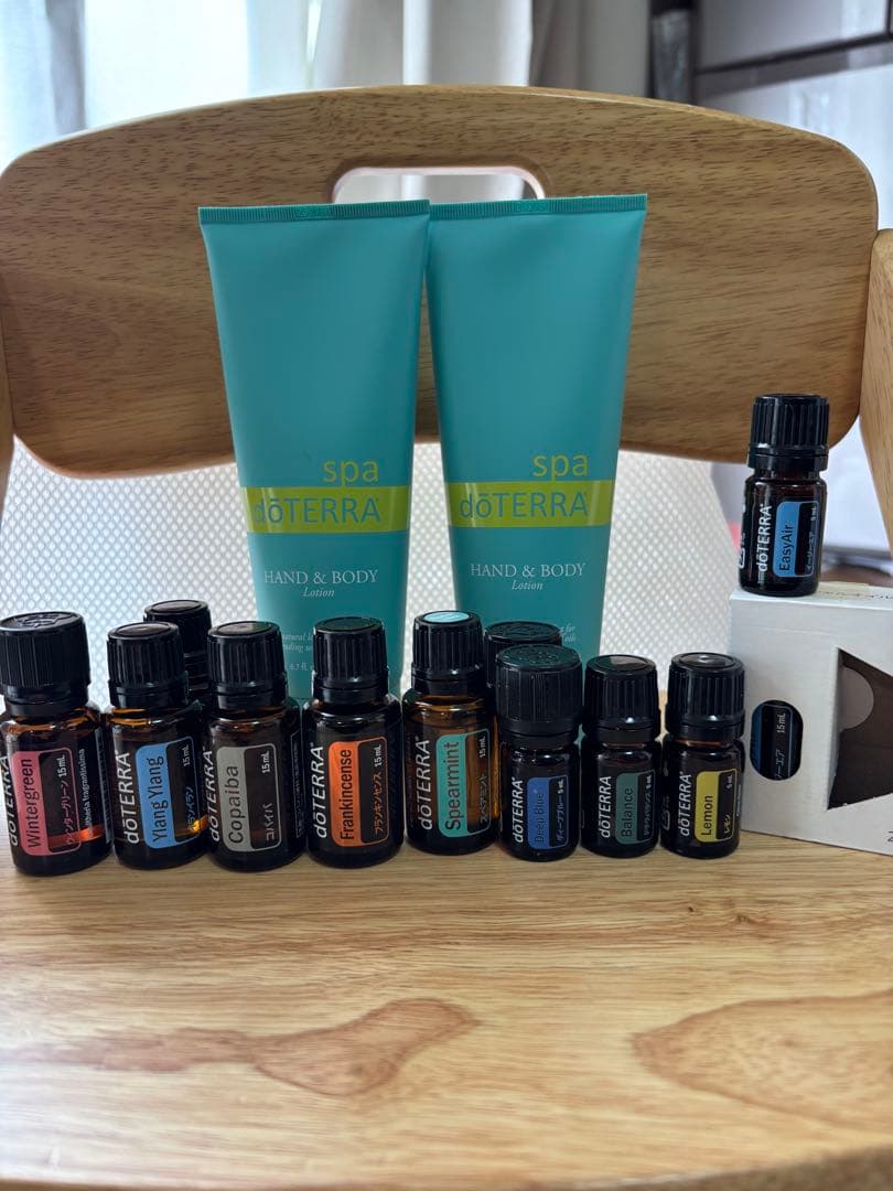 doTERRA エッセンシャルオイルセット 12本とクリーム2本