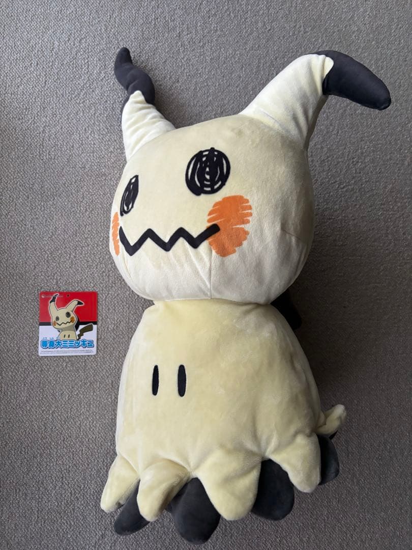 ポケモンセンター　等身大　ミミッキュ　ぬいぐるみ