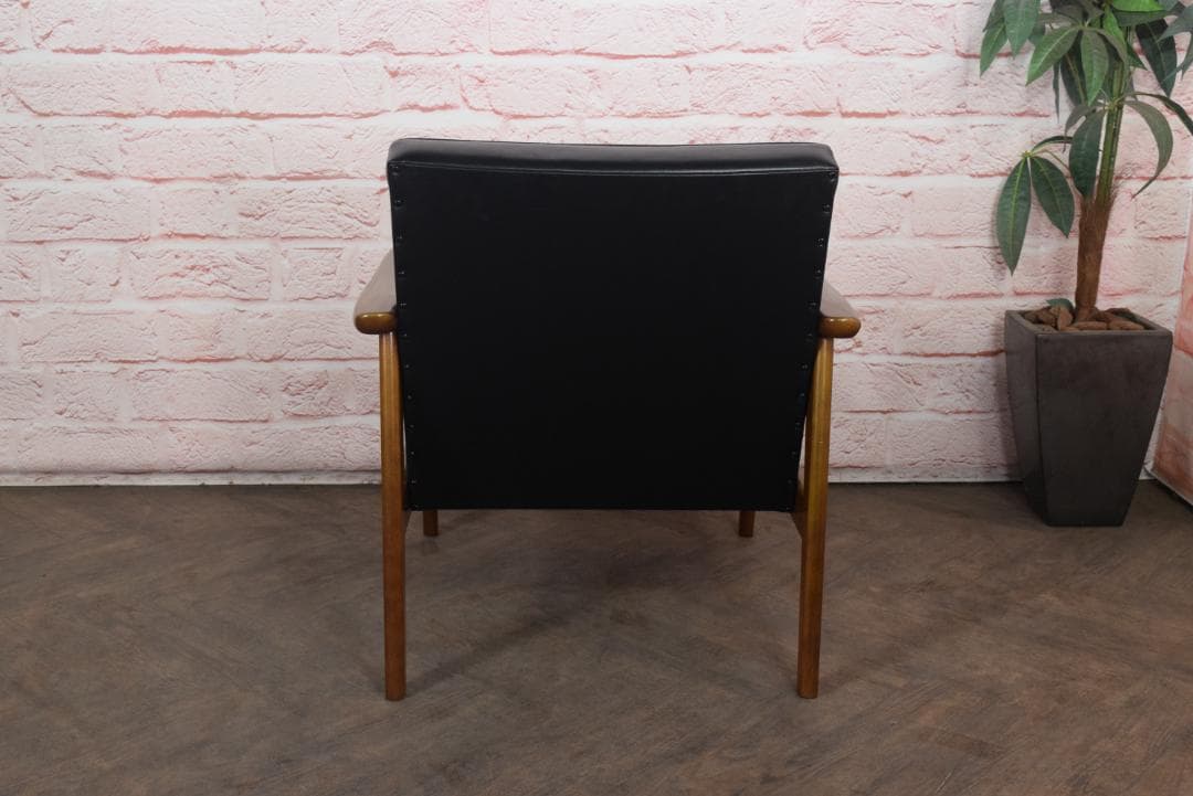 展示品　カリモク60 Kチェア スタンダードブラック　 W36170BW　19A