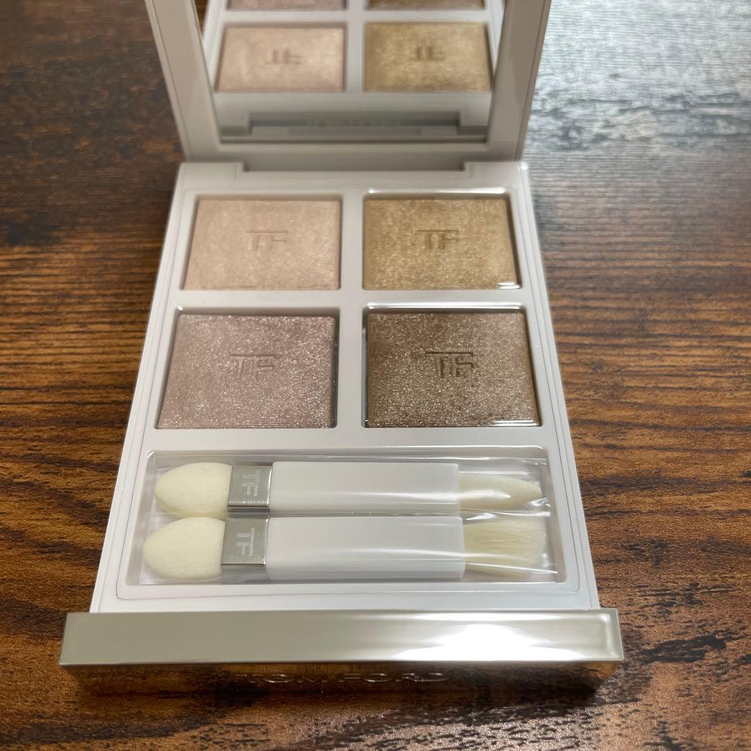 新品未使用【TOM FORD】ソレイユ アイカラー クアッド 02シャレーラスト