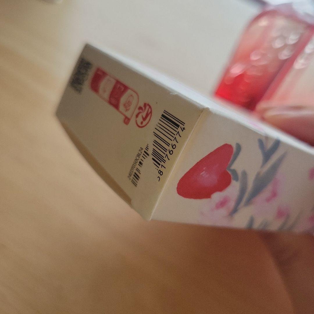 ロクシタン　チェリーストロベリー オードトワレ 50mL