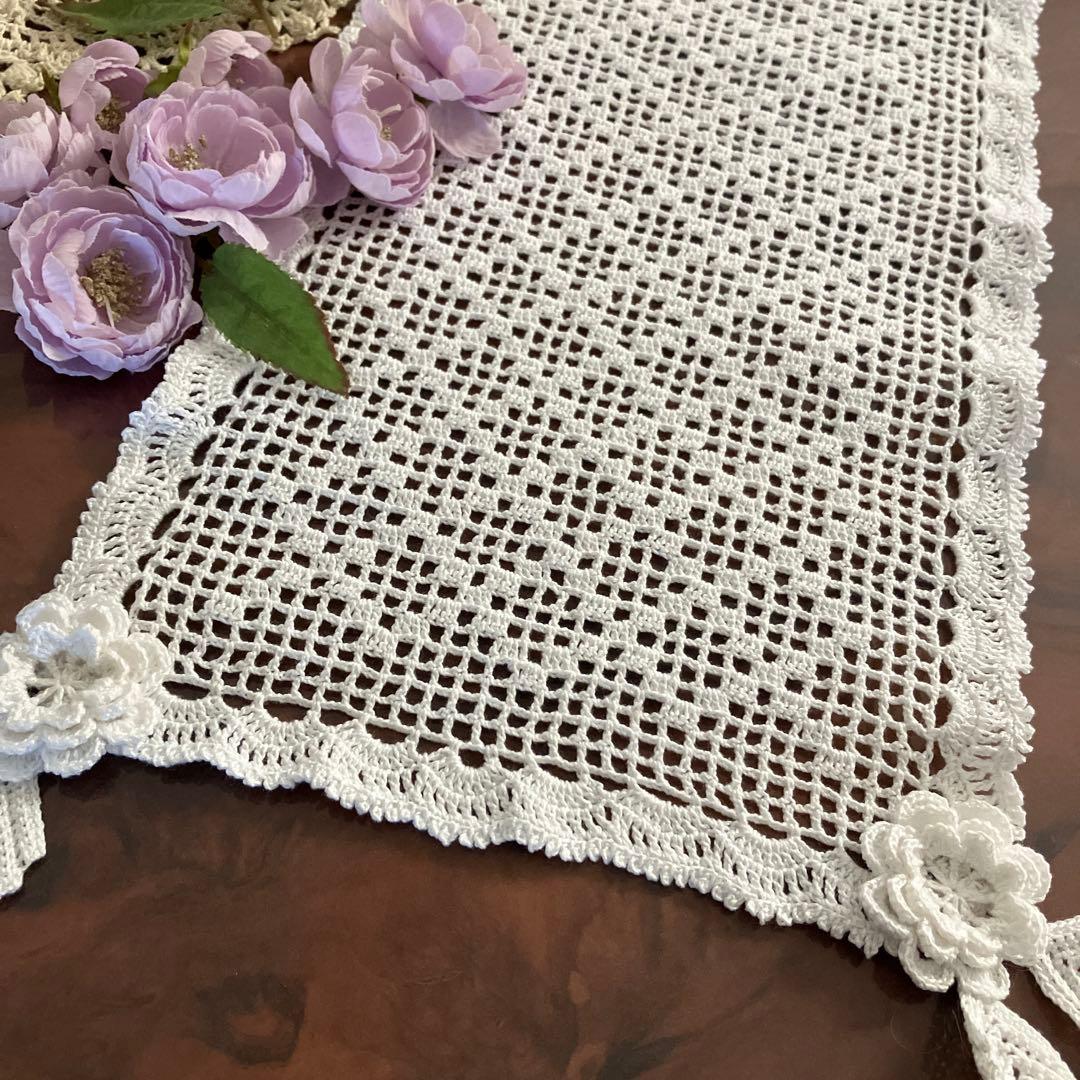 専用　レース編みドイリー　長方形　クロッシェモチーフ付き