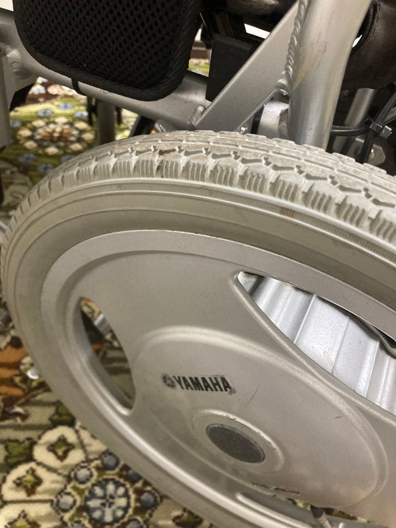 YAMAHA. 中古電動車椅子　折りたたみ可能！①