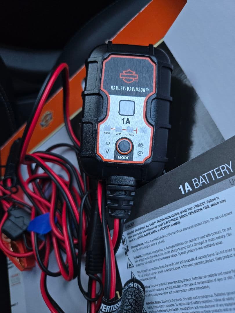 Harley-Davidson ハーレー純正バッテリーチャージャー