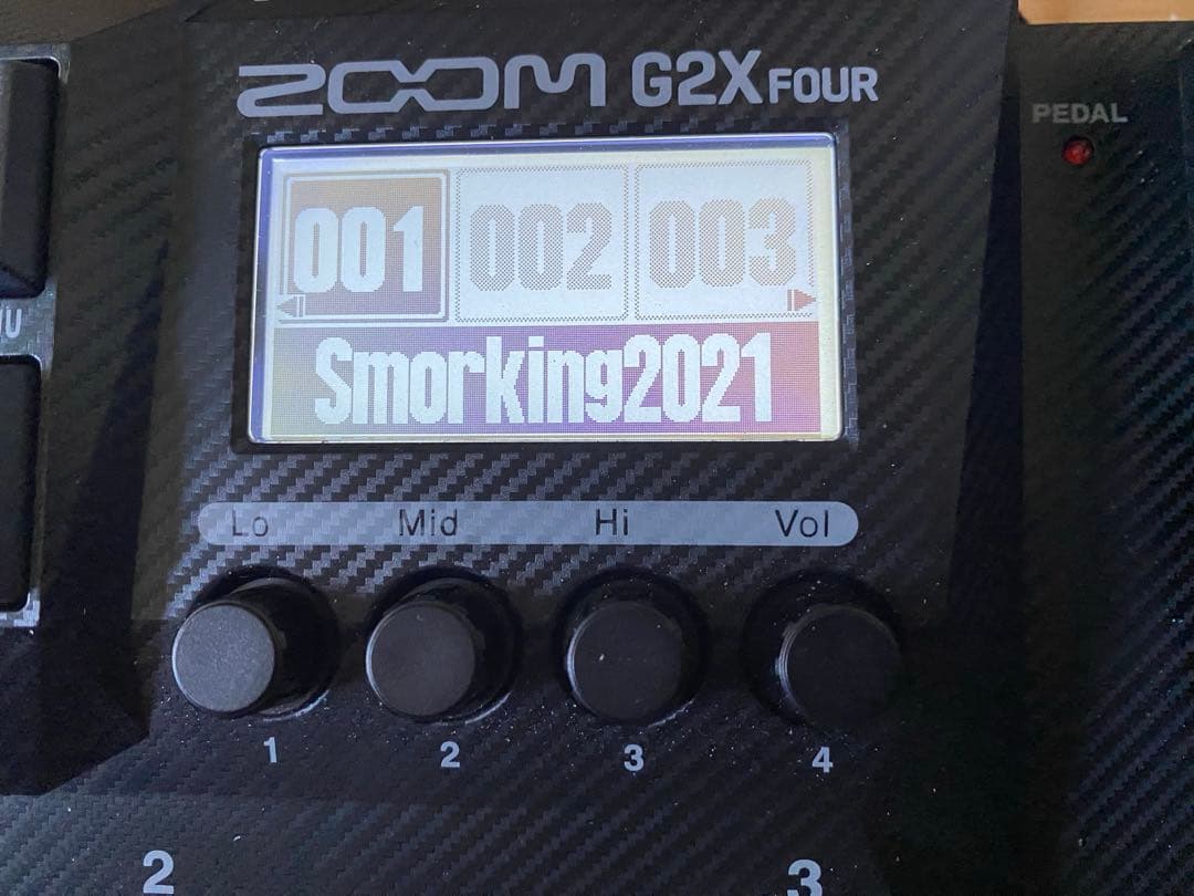 ZOOM マルチエフェクター G2X FOUR 美品 完動品 純正アダプター付き