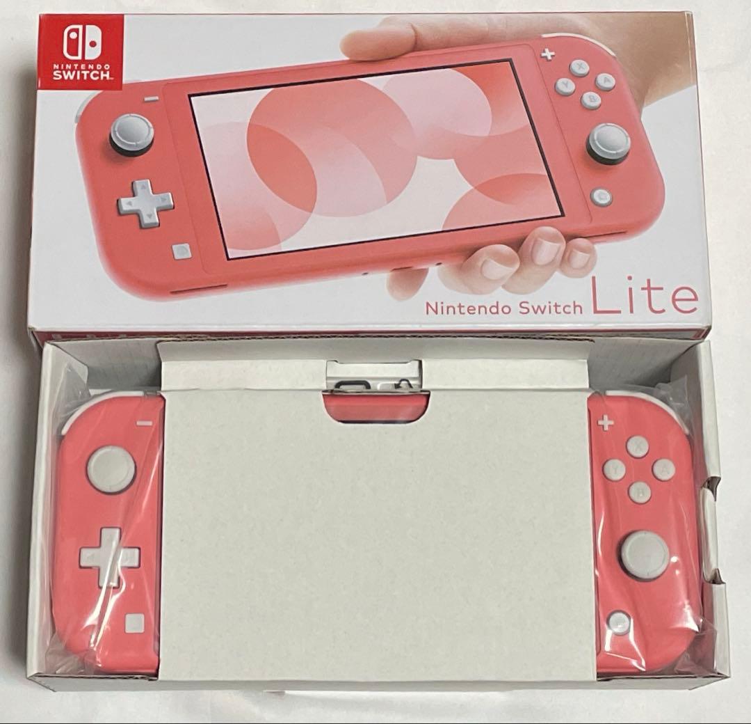 極美品　任天堂　スイッチライト　コーラル