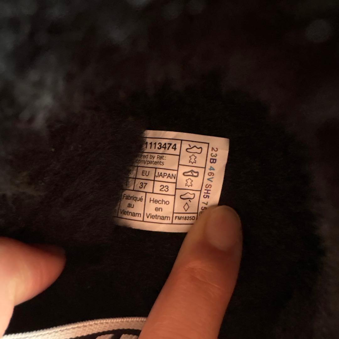 UGG アグ　Funkette ファンケット 23