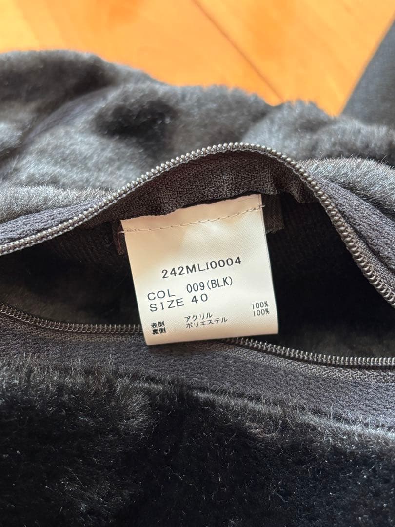 フロントジップ ファー ライナー ベスト （ユニセックス） ブラック 40