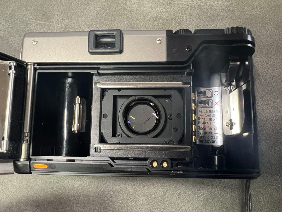 CONTAX T3 コンタックス　Carl Zalss Sonnar2.8/35