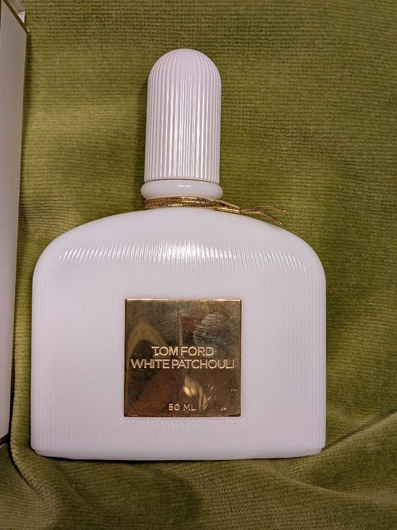 TOM FORD WHITE PATCHOULI オーデパルファム 50ml
