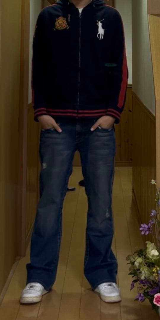 TRUE RELIGION ブーツカットデニム