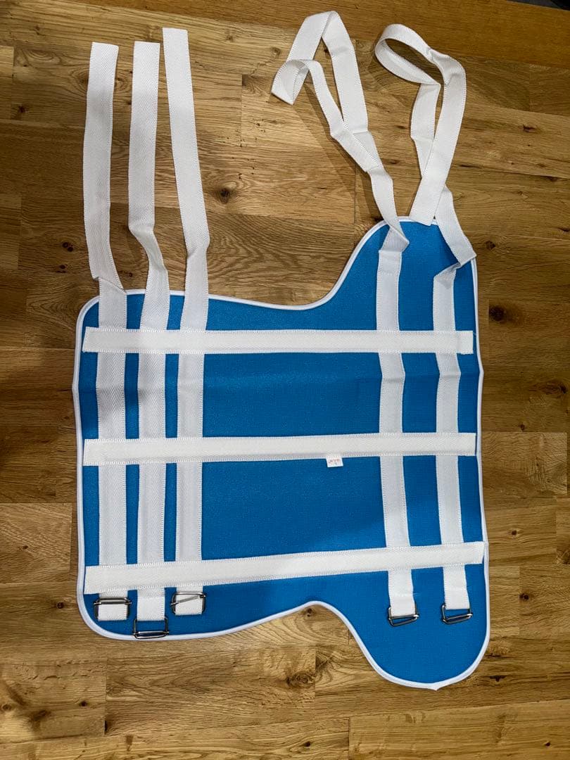 新品坐骨神経痛、股関節、サポーター　Lサイズ　まとめ売り30セット