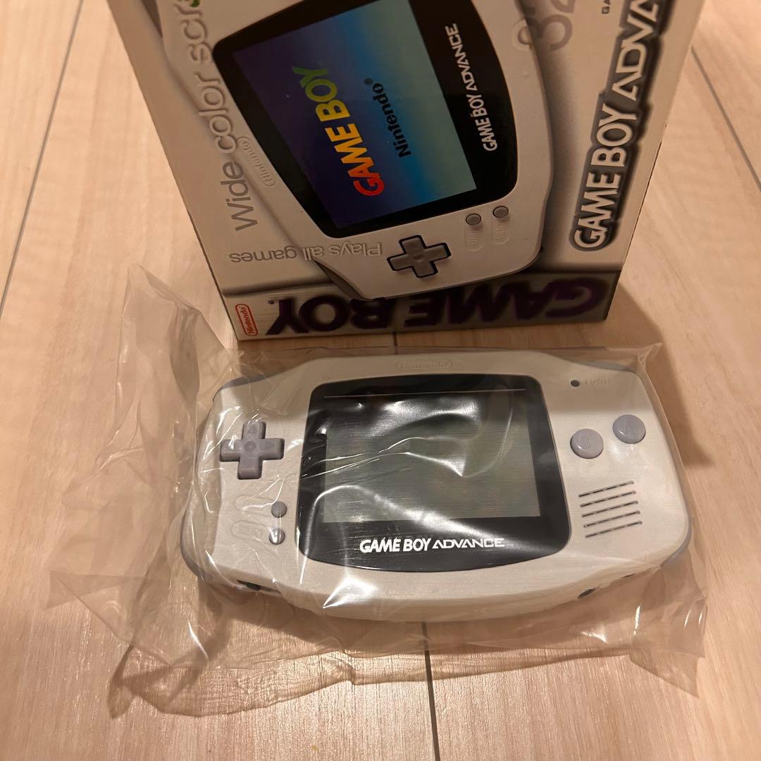ゲームボーイアドバンス　新品　海外　英語版　本体　ニンテンドー　ヴィンテージ