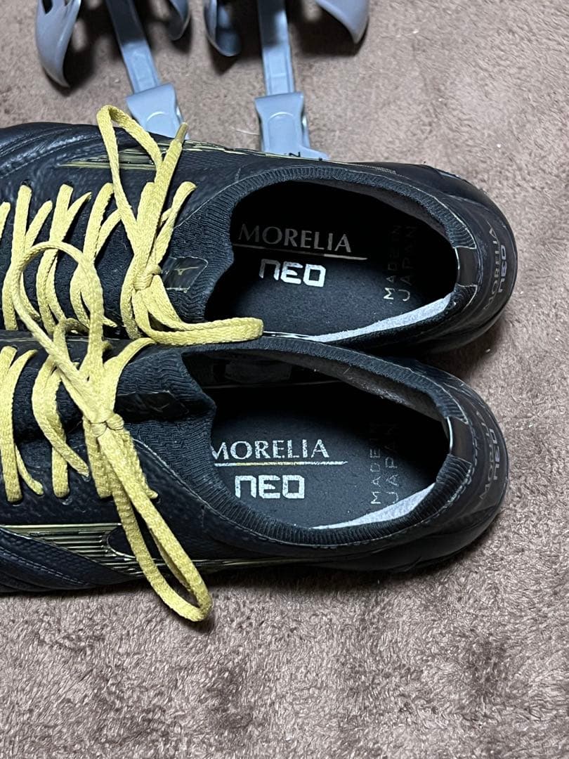 【限定カラー‼️】ミズノ モレリアネオ4βジャパン 黒×金 25.5