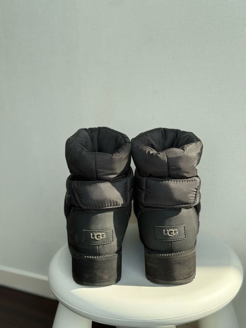 【UGG 】ブラック ムートンブーツ【MONTARA】モンタラ ナイロン