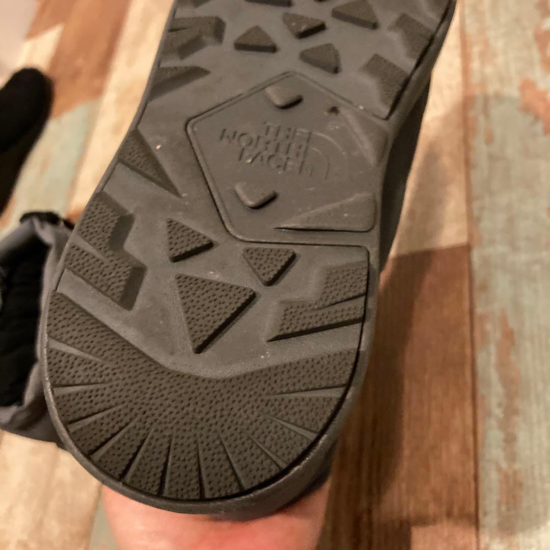 【着用回数少なめ】ノースフェイス　スノーブーツ　ウォータープルーフ　24cm
