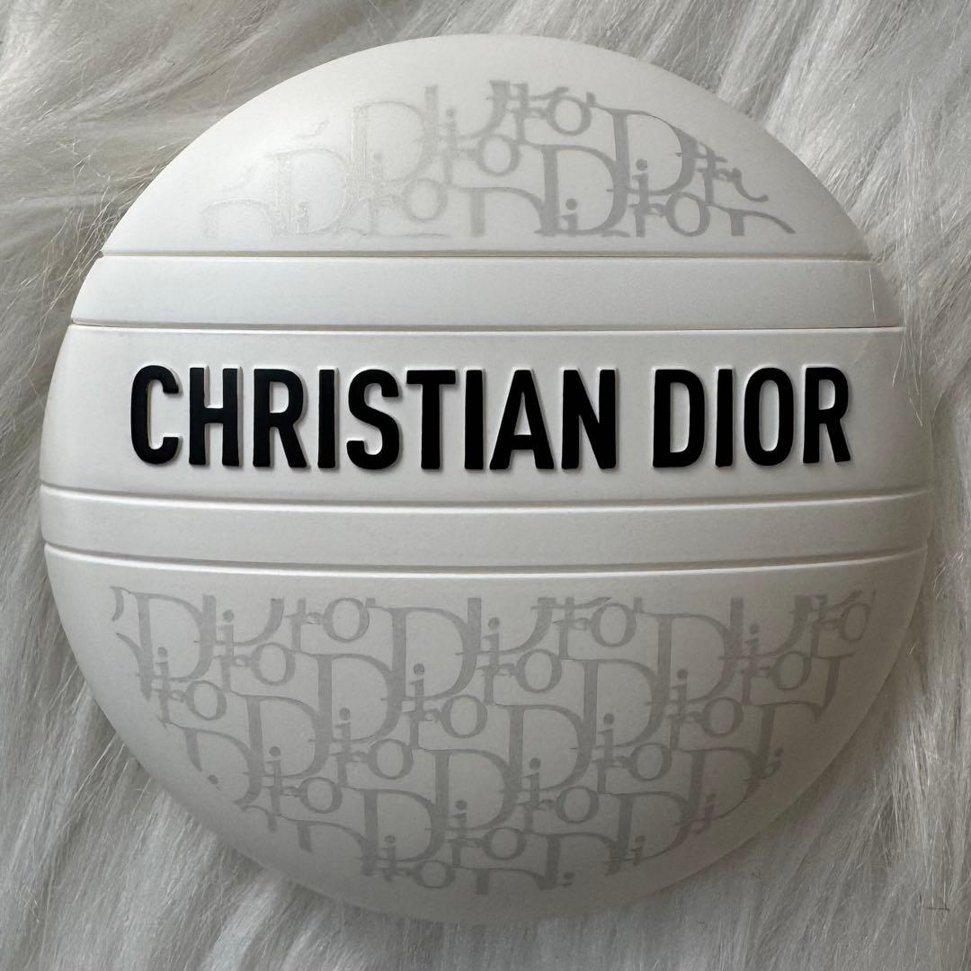 Dior ホリデーオファー　2025クリスマスコフレ ギフトBOX入り　新品♬