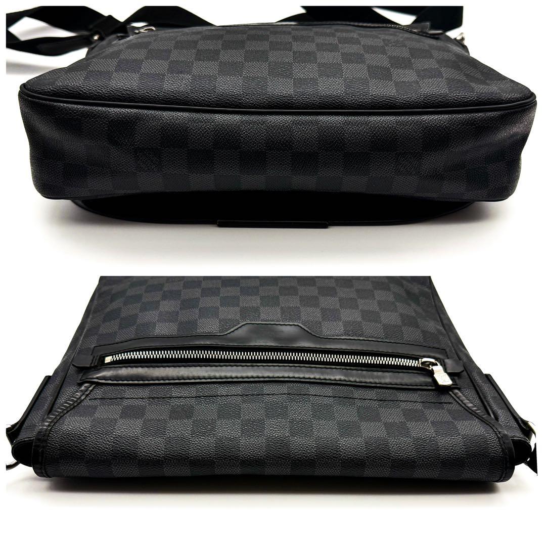 【極上品】ルイヴィトン ダミエグラフィット ダニエルMM ショルダーバッグ 黒