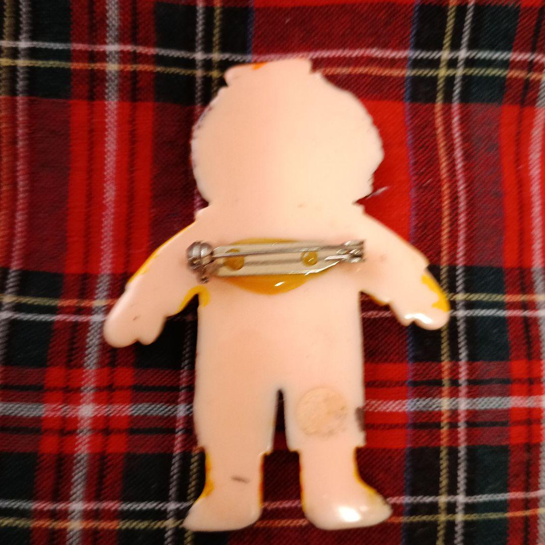 ウィークエンズ ブローチ