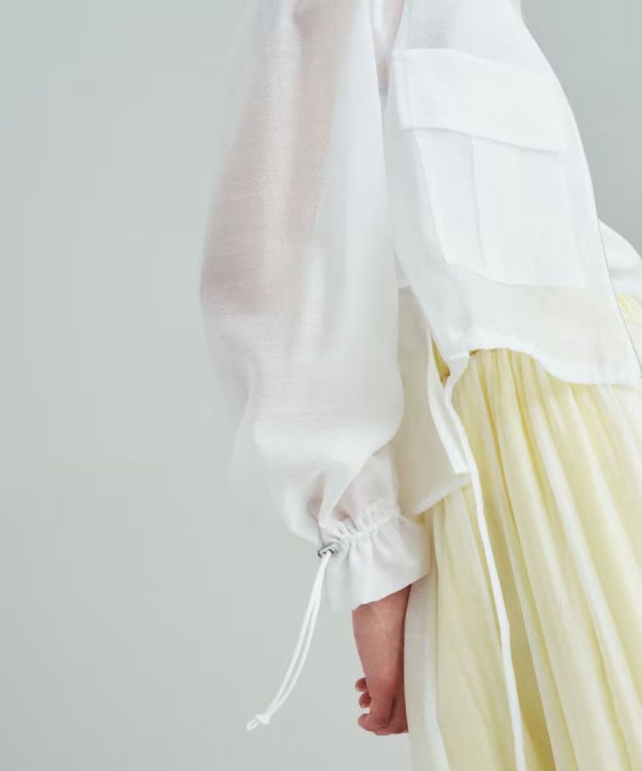 【Saki】バックコンシャスブルゾン